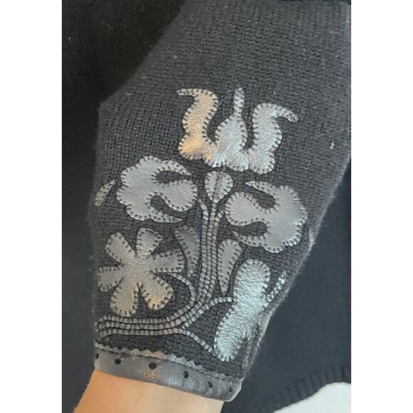 Bogner Sweater Womens S Turtleneck Virgin Wool Lamb Leather Applique Old Money - Picture 10 of 13